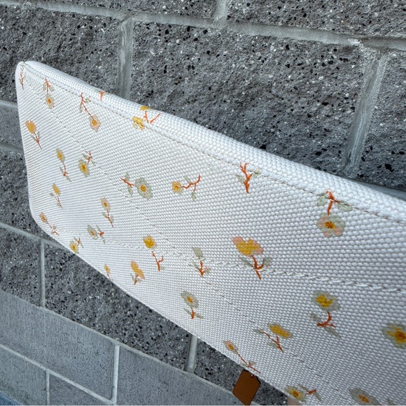 Tote With Rainbow Roller Skate Graphic c4099 - Picture 7 of 11